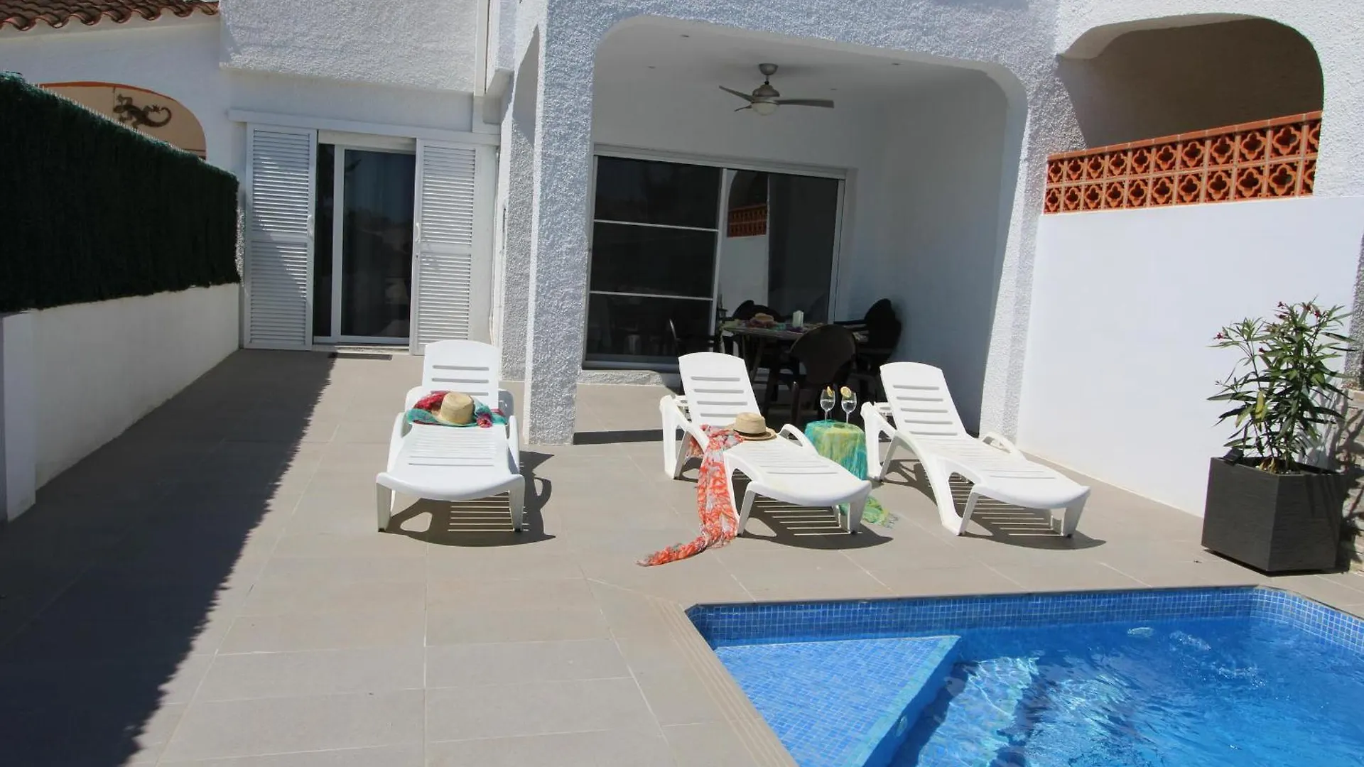 Holiday home Vacaciones Perfectas Cerca Del Mar: Piscina Privada, Mascotas Bienvenidas Y Playa Para Perros. - Es-184-21 Riumar